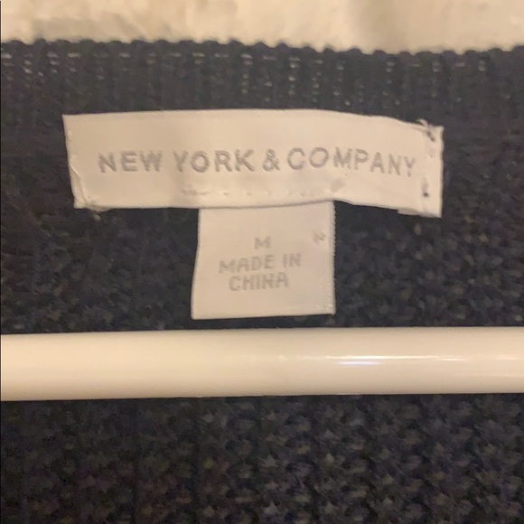 3/$15💕 NWOT Beautiful dress sweater by NY&Company - Picture 6 of 7